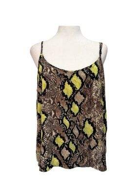 Miss Selfie Blouse Tank Top